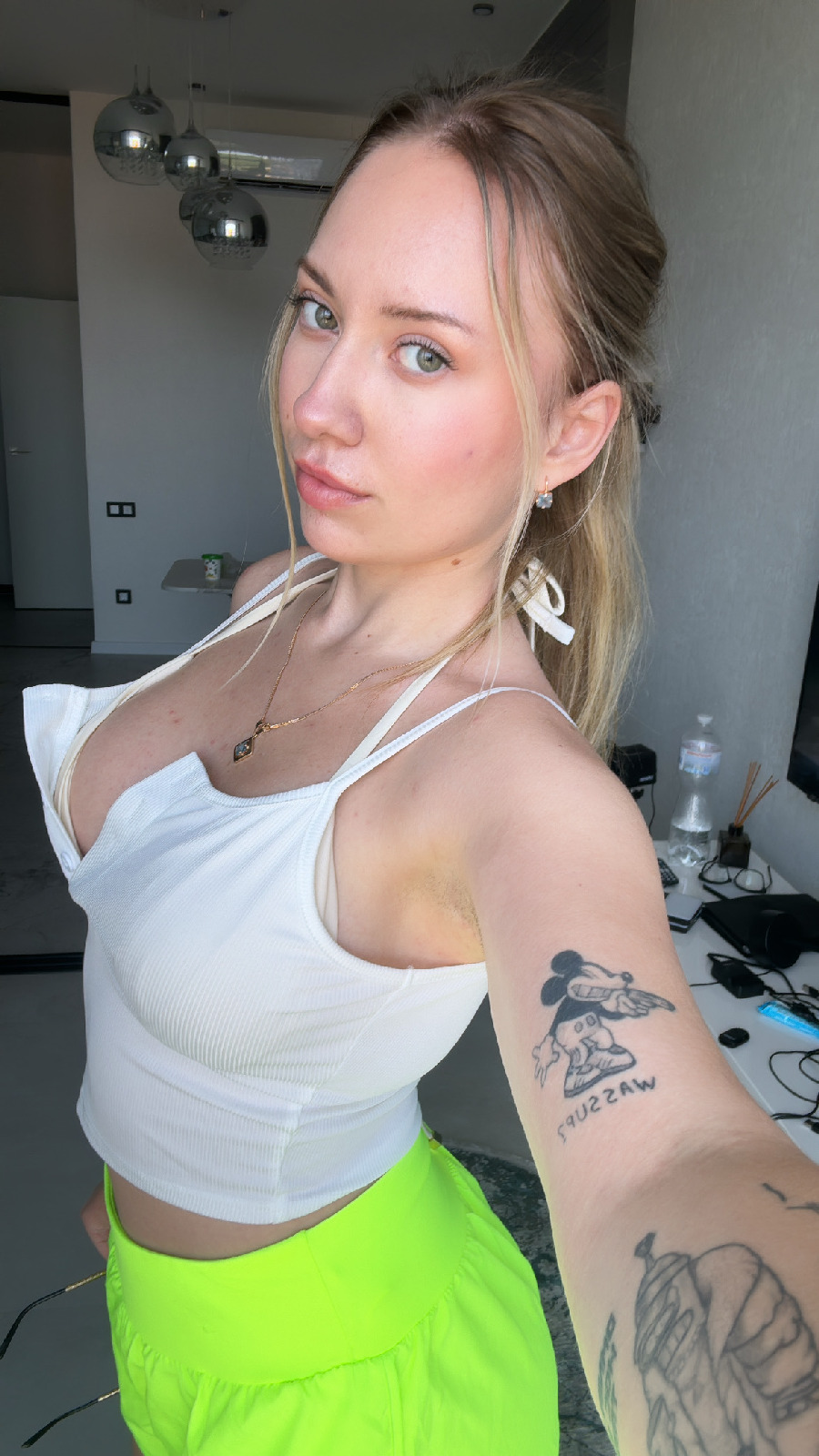 KateV in her underwear in Brussels